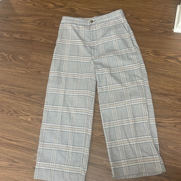 Abercrombie & Fitch Pants - Abercrombie high waisted straight leg trouser